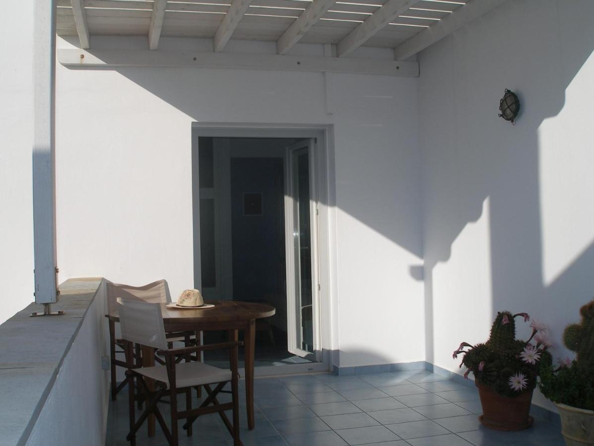 Naxos City Inaxos Studios, Viewing Apollo Temple. מראה חיצוני תמונה